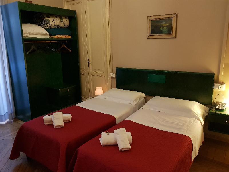 Hotel Suisse Genoa Luaran gambar